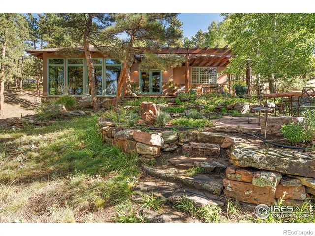 121 Leonards Road, Boulder, CO 80302
