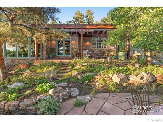 121 Leonards Road, Boulder, CO 80302