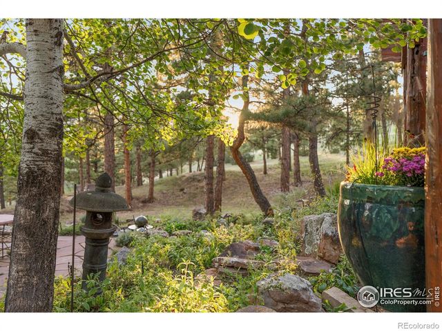 121 Leonards Road, Boulder, CO 80302