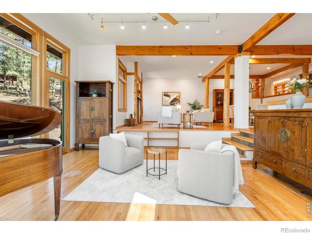 121 Leonards Road, Boulder, CO 80302