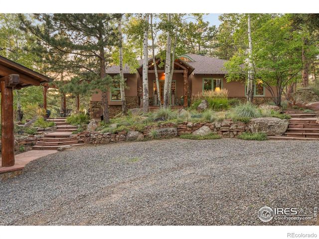 121 Leonards Road, Boulder, CO 80302