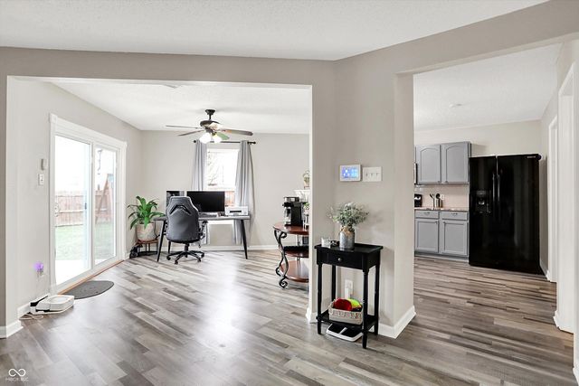 5724 Grassy Bank Drive, Indianapolis, IN 46237