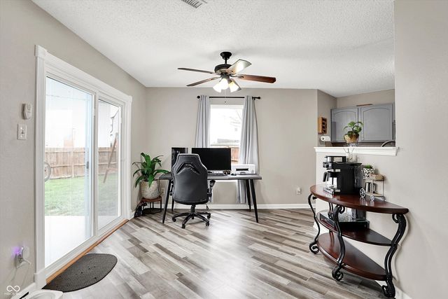 5724 Grassy Bank Drive, Indianapolis, IN 46237