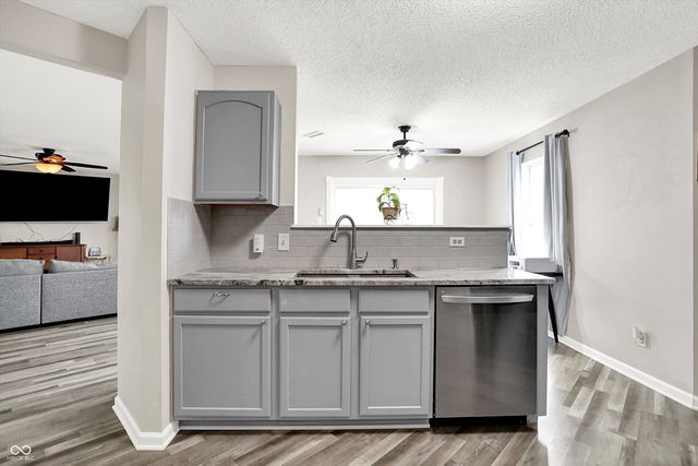 5724 Grassy Bank Drive, Indianapolis, IN 46237