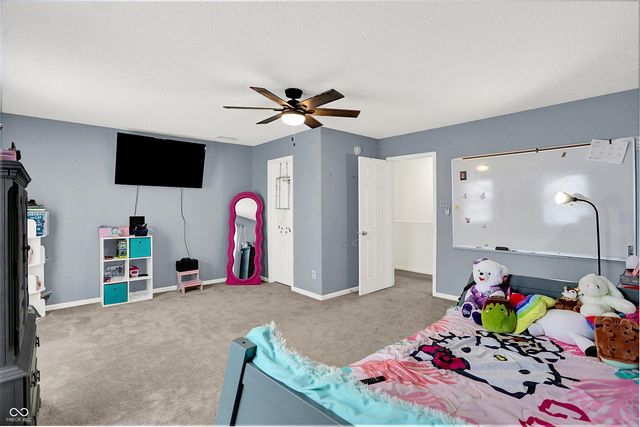 5724 Grassy Bank Drive, Indianapolis, IN 46237