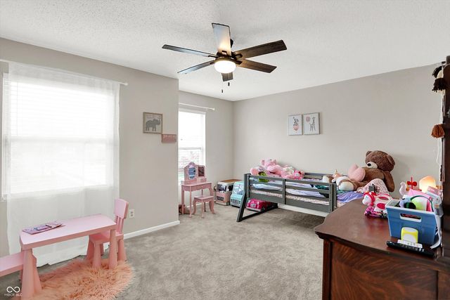 5724 Grassy Bank Drive, Indianapolis, IN 46237