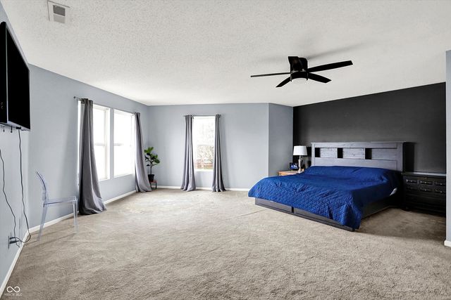 5724 Grassy Bank Drive, Indianapolis, IN 46237