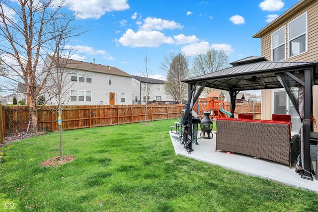 5724 Grassy Bank Drive, Indianapolis, IN 46237