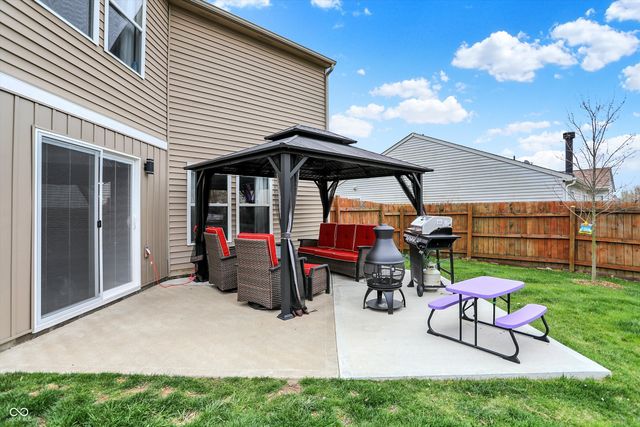 5724 Grassy Bank Drive, Indianapolis, IN 46237