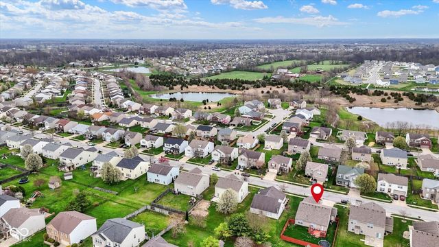 5724 Grassy Bank Drive, Indianapolis, IN 46237