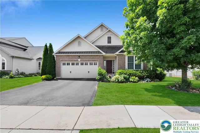4465 Whitetail Drive, Lower Nazareth Twp, PA 18064