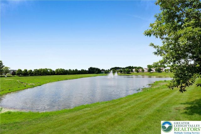 4465 Whitetail Drive, Lower Nazareth Twp, PA 18064