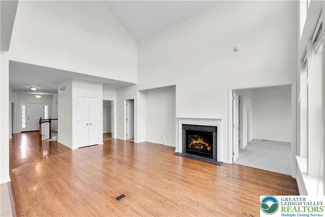 4465 Whitetail Drive, Lower Nazareth Twp, PA 18064