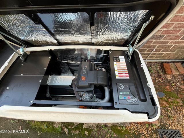 41 Oakthorn Court, Youngsville, LA 70592