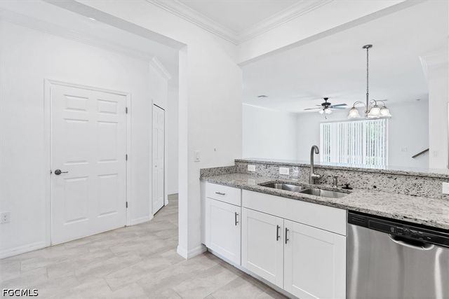 12062 Via Lighthouse LN, Fort Myers, FL 33913