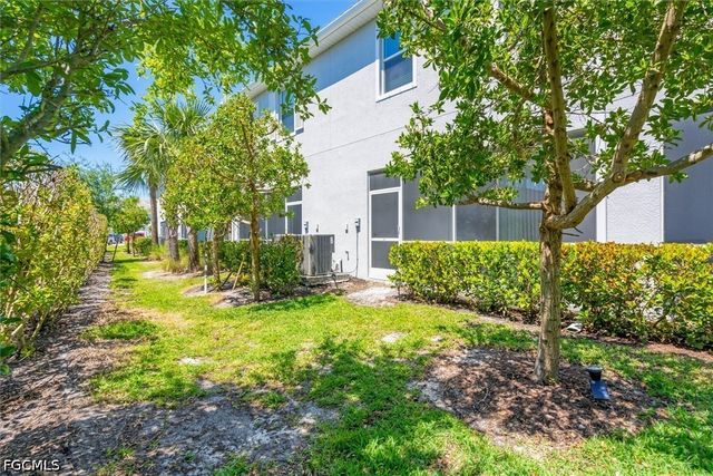 12062 Via Lighthouse LN, Fort Myers, FL 33913