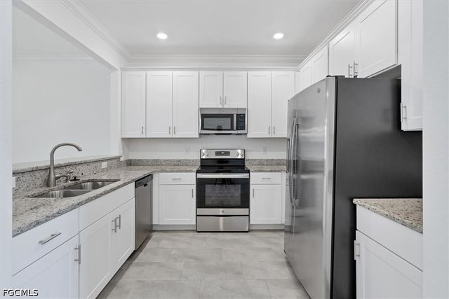 12062 Via Lighthouse LN, Fort Myers, FL 33913