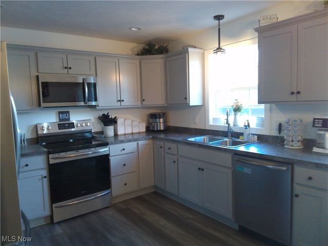 878 Liberty Court SW, Massillon, OH 44647