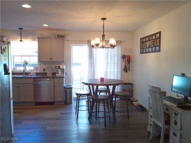 878 Liberty Court SW, Massillon, OH 44647