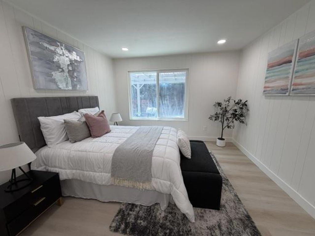 Image 13 of property listing at 4245 Houndsbrook Way, San Jose, CA 95111
