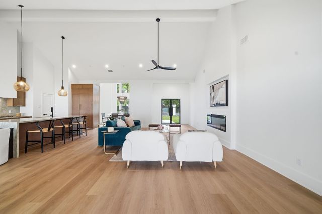 1911 E Allegro Street, Houston, TX 77080