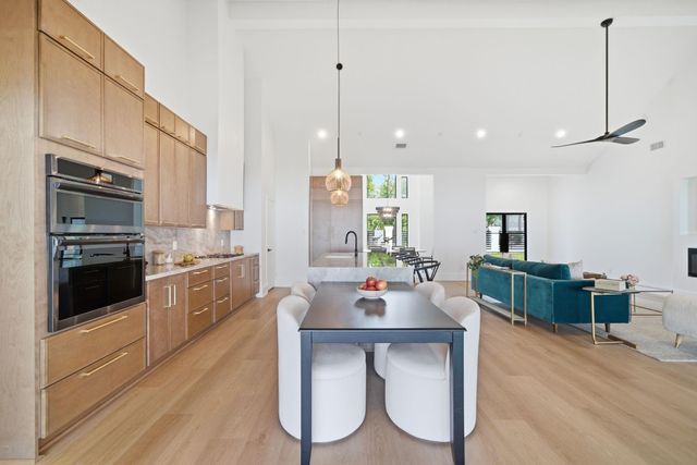 1911 E Allegro Street, Houston, TX 77080