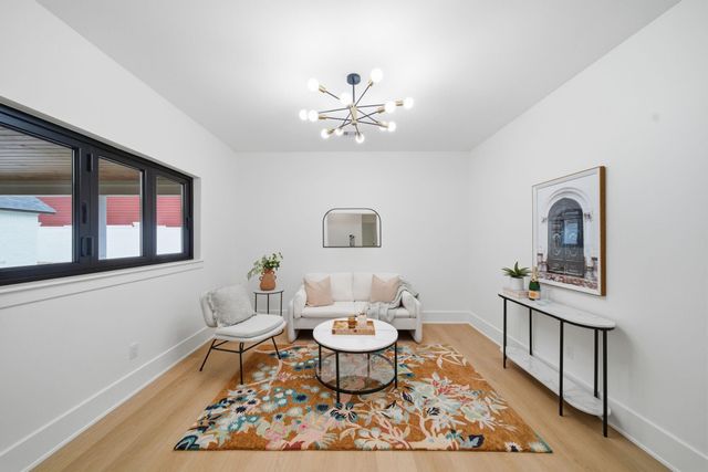 1911 E Allegro Street, Houston, TX 77080