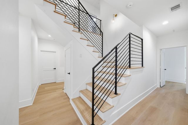 1911 E Allegro Street, Houston, TX 77080