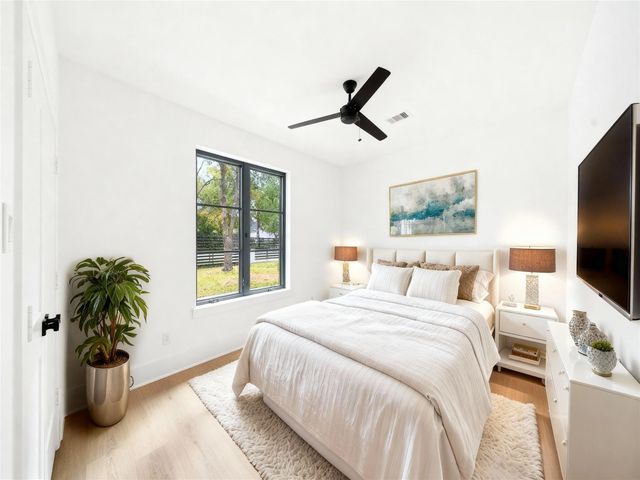 1911 E Allegro Street, Houston, TX 77080