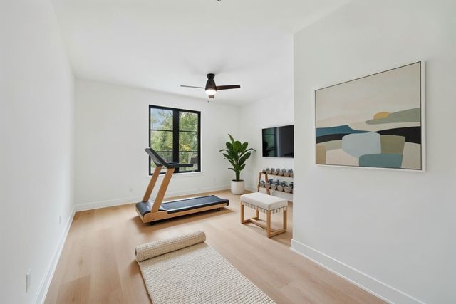 1911 E Allegro Street, Houston, TX 77080