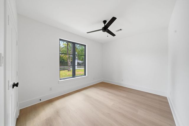 1911 E Allegro Street, Houston, TX 77080