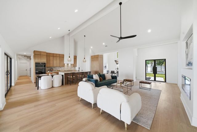 1911 E Allegro Street, Houston, TX 77080