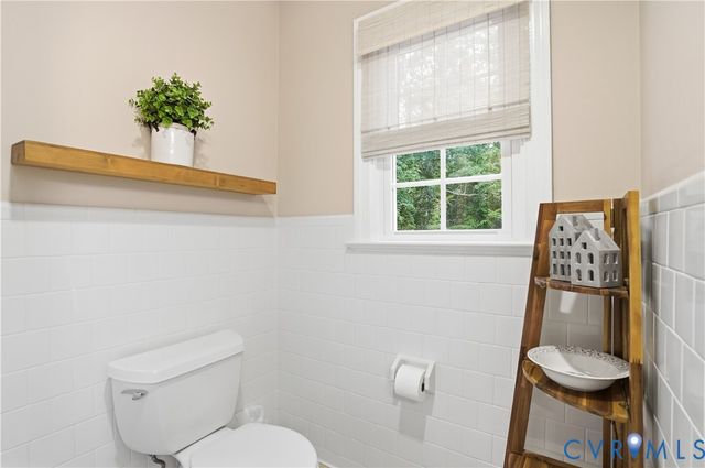 9570 Williamsville Rd, Studley, VA 23116