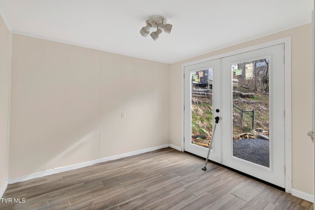 19305 Benhams Road, Bristol, VA 24202