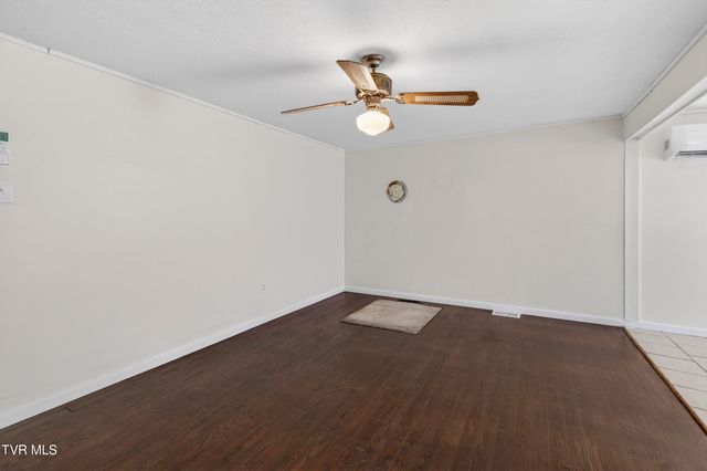 19305 Benhams Road, Bristol, VA 24202