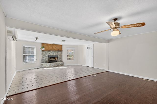 19305 Benhams Road, Bristol, VA 24202