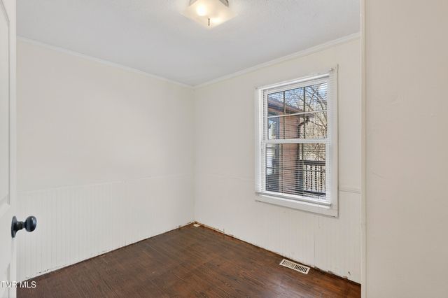 19305 Benhams Road, Bristol, VA 24202