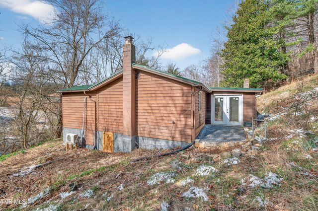 19305 Benhams Road, Bristol, VA 24202