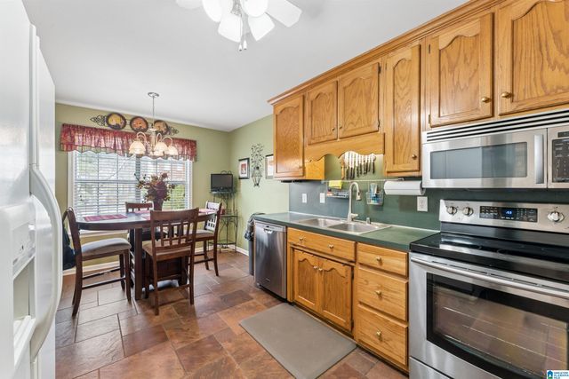 6211 STEWART ROAD, Leeds, AL 35094