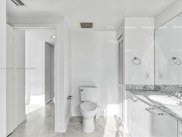 951 Brickell Ave 2610, Miami, FL 33131