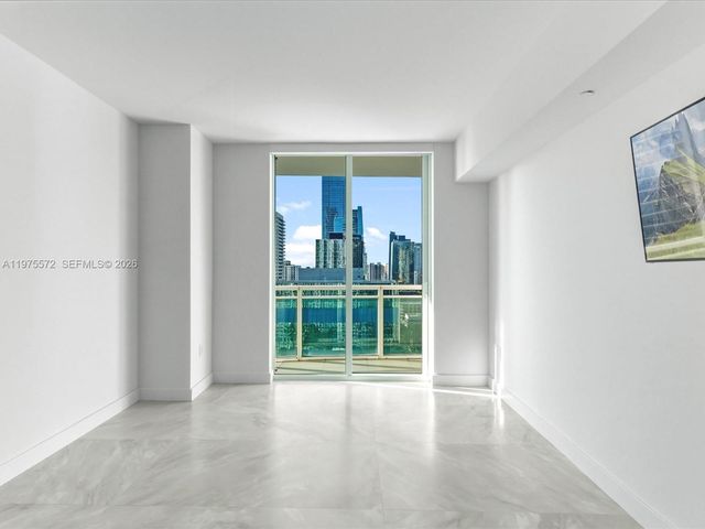 951 Brickell Ave 2610, Miami, FL 33131