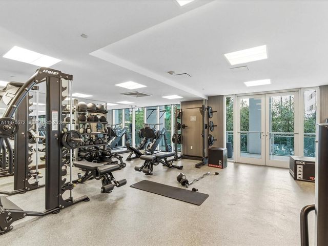 951 Brickell Ave 2610, Miami, FL 33131