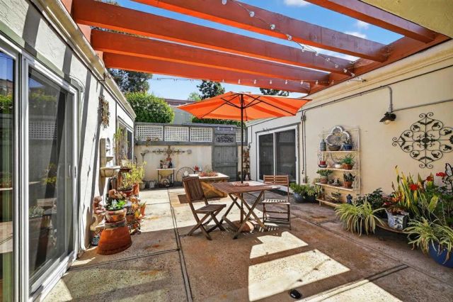 3621 S VISTA CAMPANA South 102, Oceanside, CA 92057