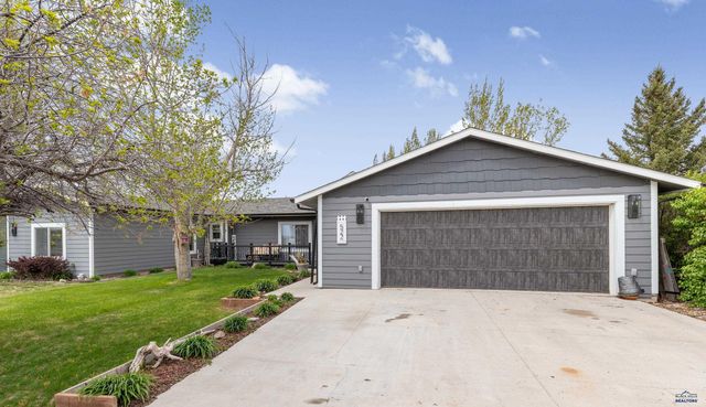 522 SWALLOW DR, Box Elder, SD 57719