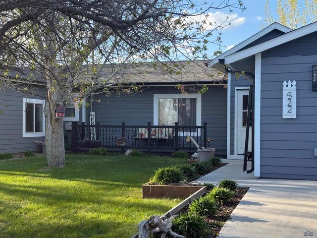 522 SWALLOW DR, Box Elder, SD 57719