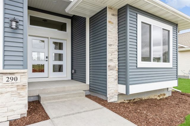 1201 Timber Trail, Solon, IA 52333