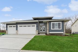 1201 Timber Trail, Solon, IA 52333