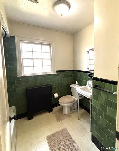 136 Broadway Street, Colchester, CT 06415