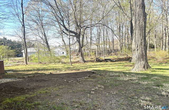 136 Broadway Street, Colchester, CT 06415