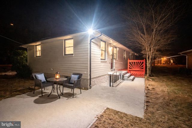 3301 CROYDON RD, Baltimore, MD 21207